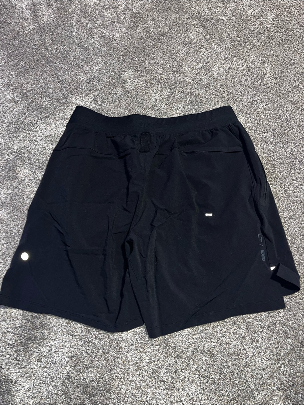 Lululemon LT/98 Men's Black Athletic Shorts M Drawstring Waist Pockets Euc Lined
